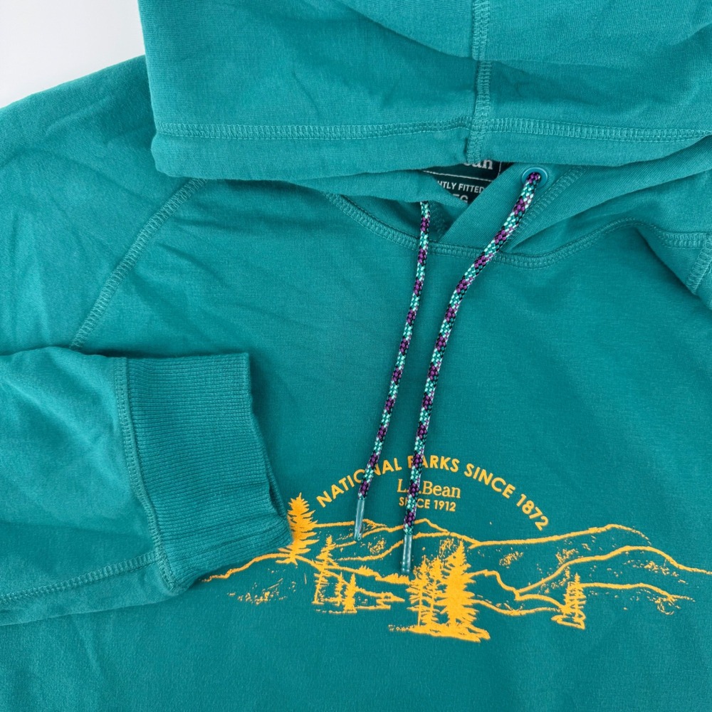 LLBean Mens Large Slightly Fitted Teal National Parks Graphic Hoodie Sweatshirt